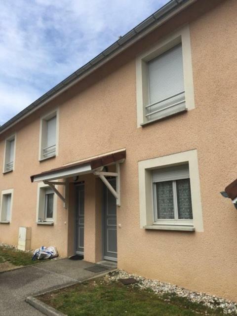 Appartement T3 A Belley Au Calme Avec Jardin Privatif Εξωτερικό φωτογραφία